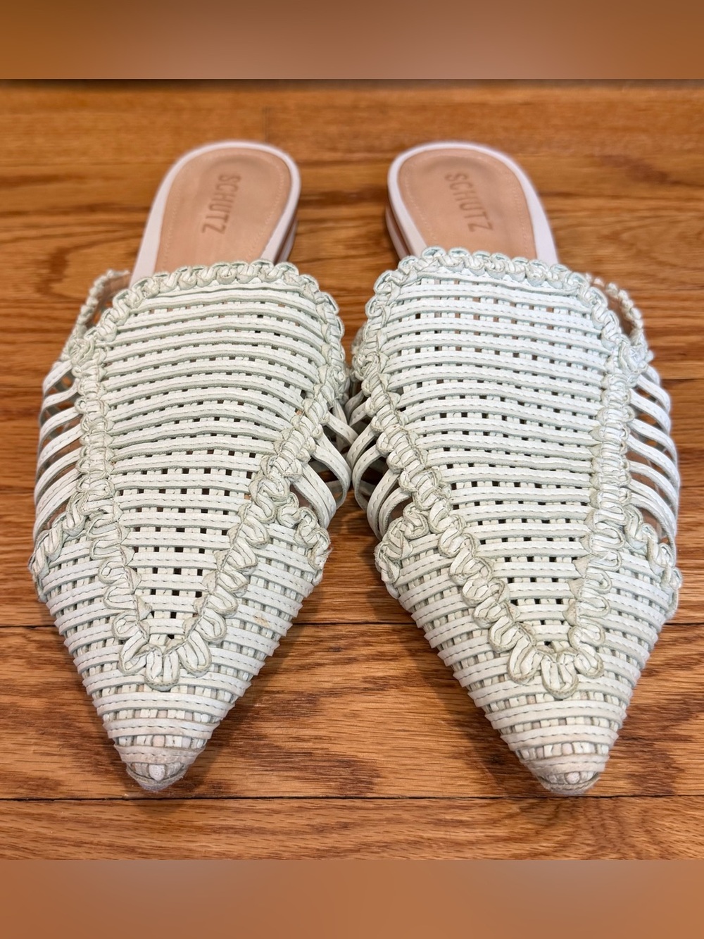 Schutz Women's White Marli Huarache Slip-on Mules Flats Sandals Dust bag Sz 10